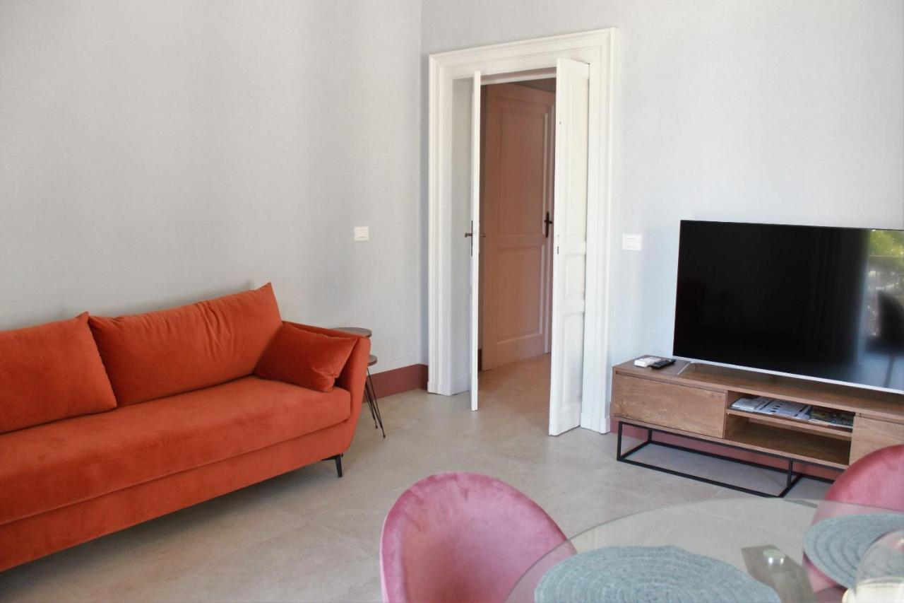 Palazzo Sul Corso-Charming Appartaments Brindisi Buitenkant foto