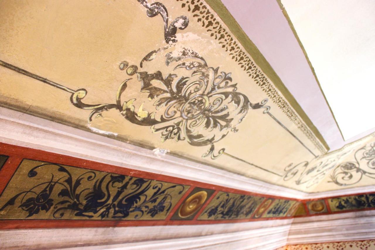 Palazzo Sul Corso-Charming Appartaments Brindisi Buitenkant foto