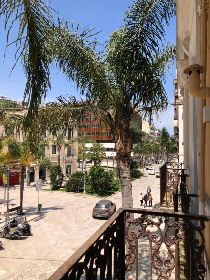 Palazzo Sul Corso-Charming Appartaments Brindisi Buitenkant foto